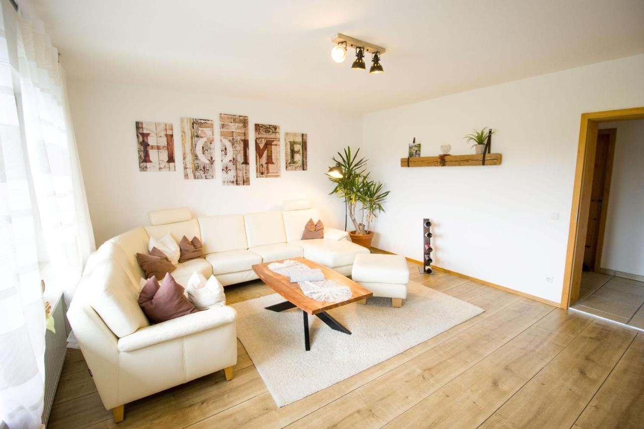 Ferienwohnung Lorenz Heufeld Exteriör bild